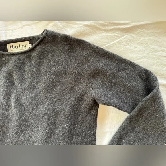 Harley of Scotland Women’s Cashmere/ Merino Rolled Neck Sweater - Small - Picture 7 of 10